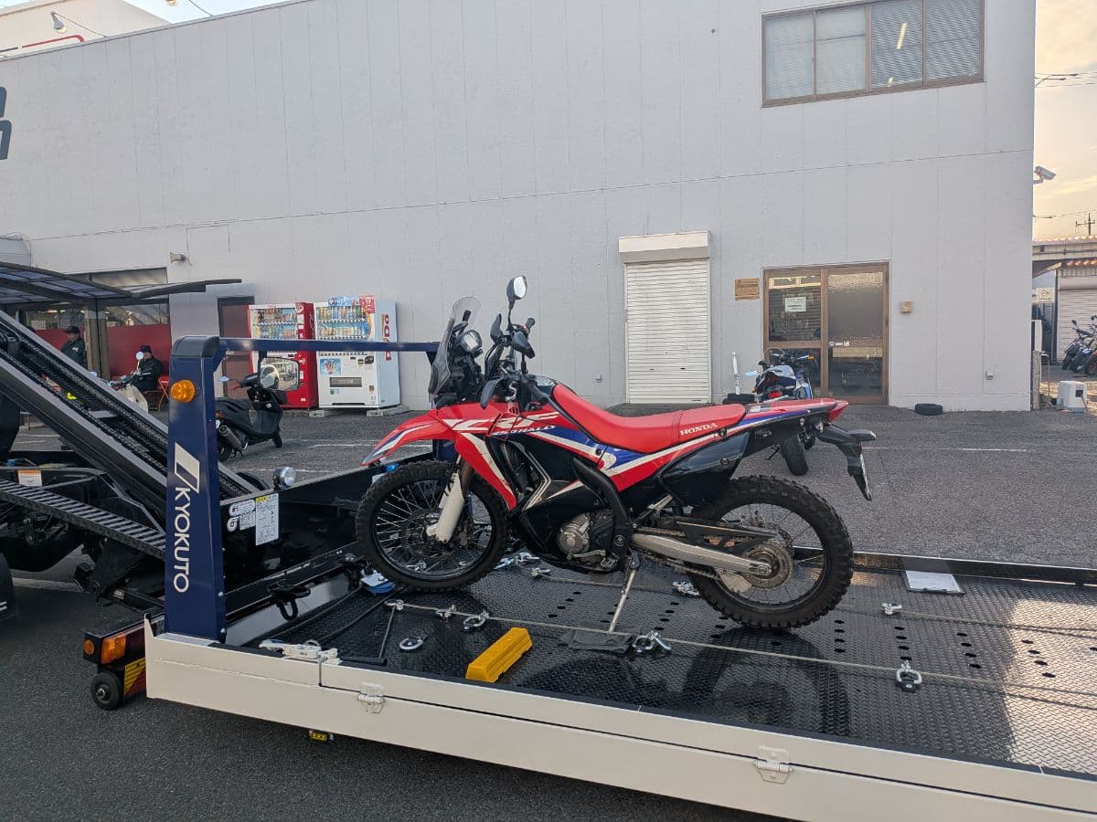 群馬県太田市でのホンダ 250ccのレッカー搬送救援の様子