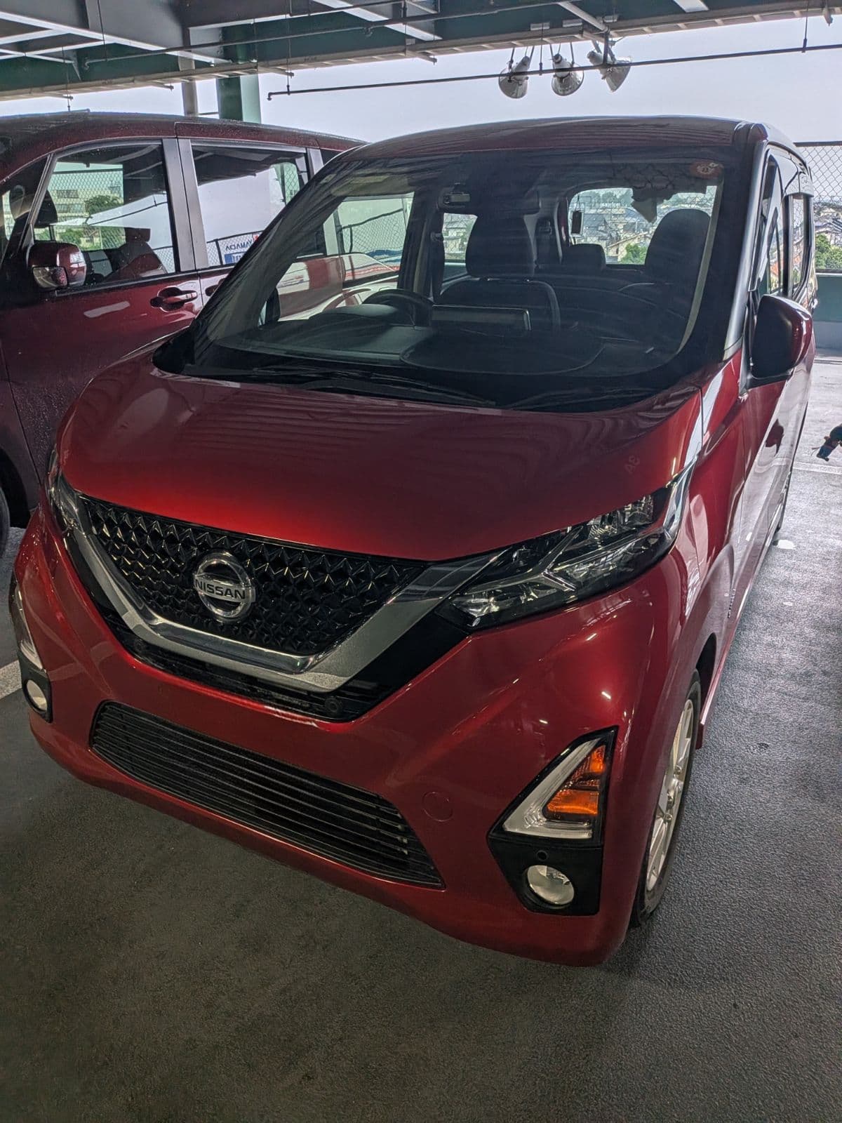 栃木県宇都宮市での日産 デイズ?のバッテリー上がり救援の様子