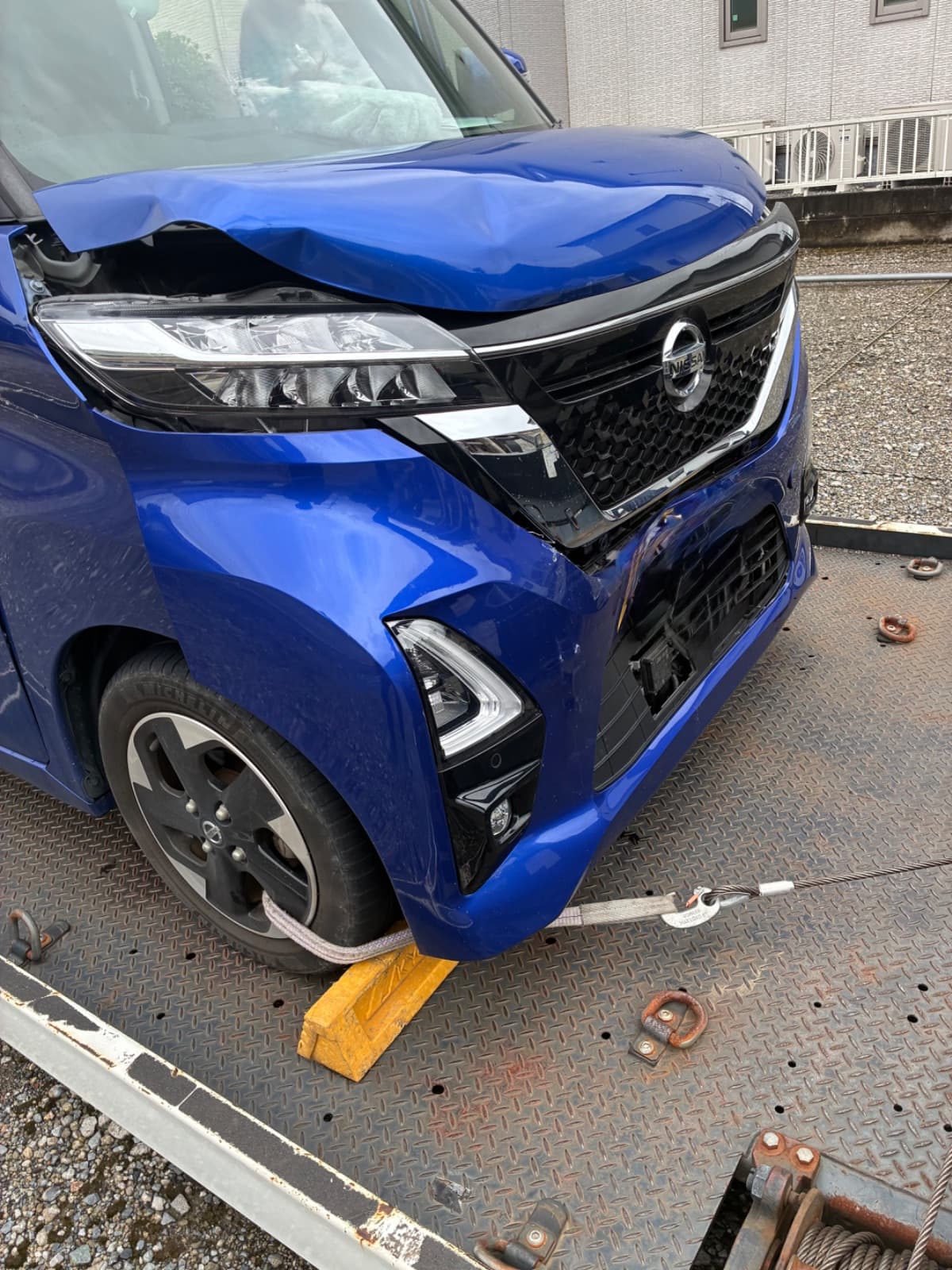 栃木県宇都宮市での日産 ルークスの事故救援の様子