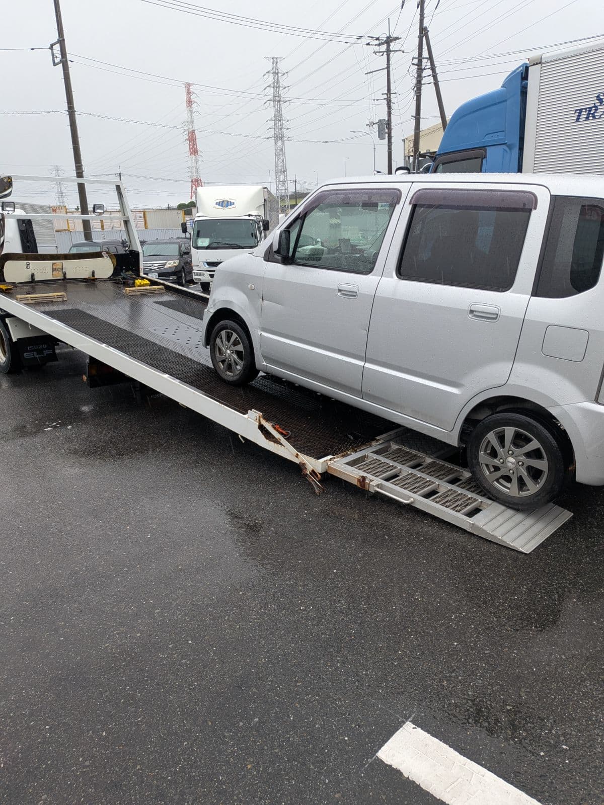 埼玉県和光市でのスズキ ワゴン Rのエンジントラブル救援の様子