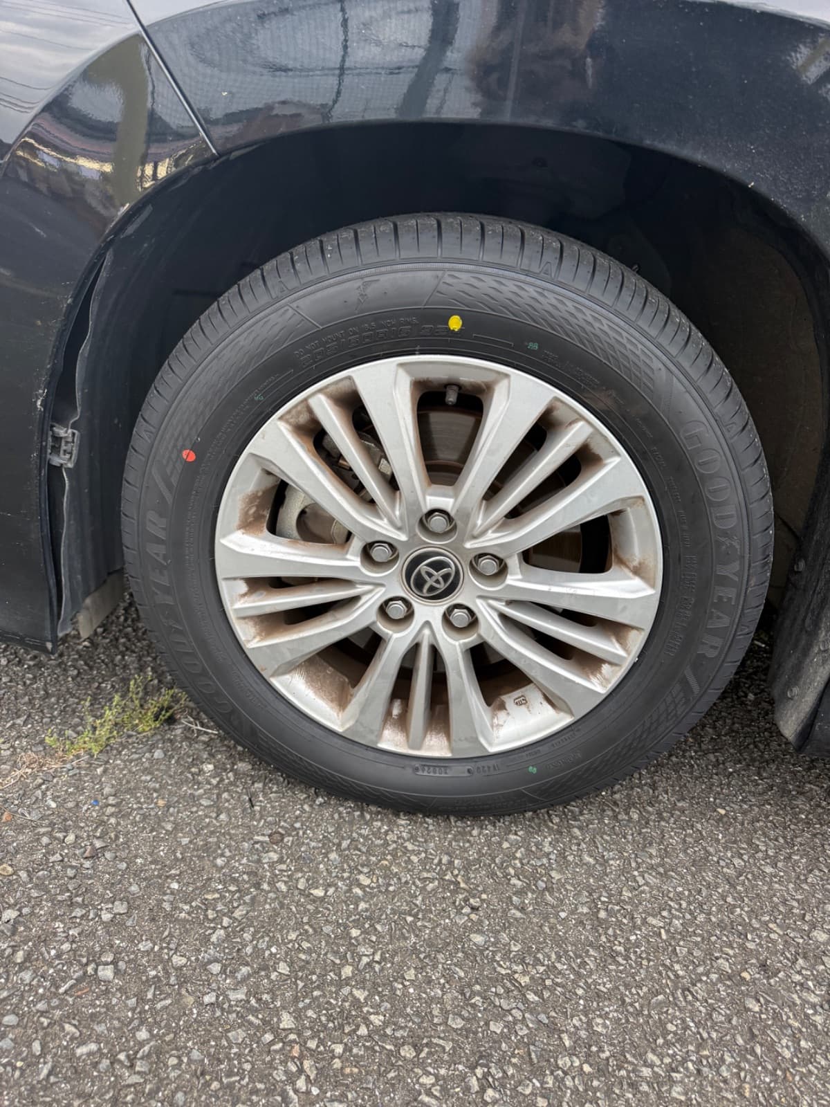 埼玉県蓮田市でのトヨタ NOAHのパンク・タイヤトラブル救援の様子