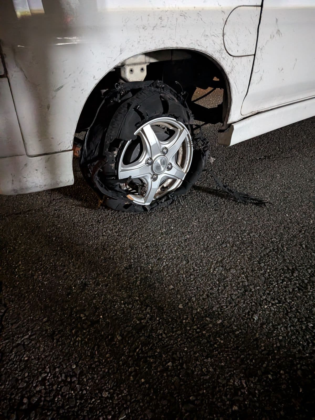 群馬県前橋市でのホンダ バモス!のパンク・タイヤトラブル救援の様子