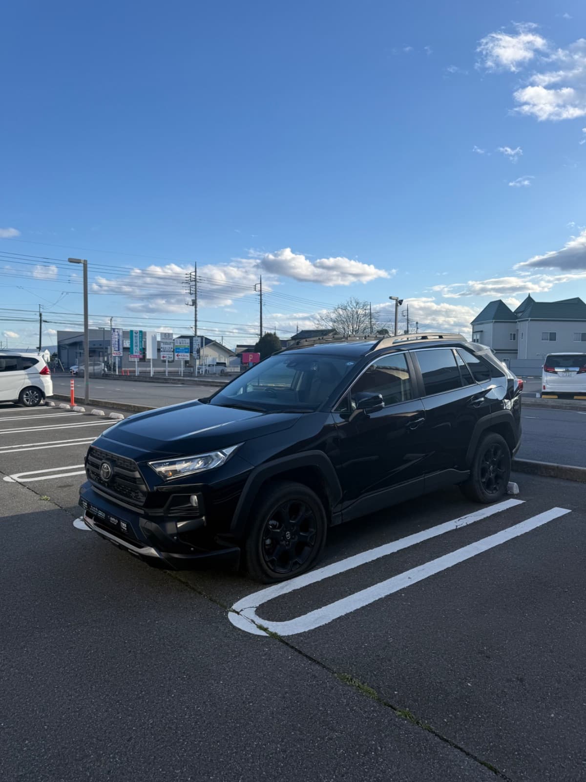 群馬県伊勢崎市でのトヨタ RAV4のパンク・タイヤトラブル救援の様子