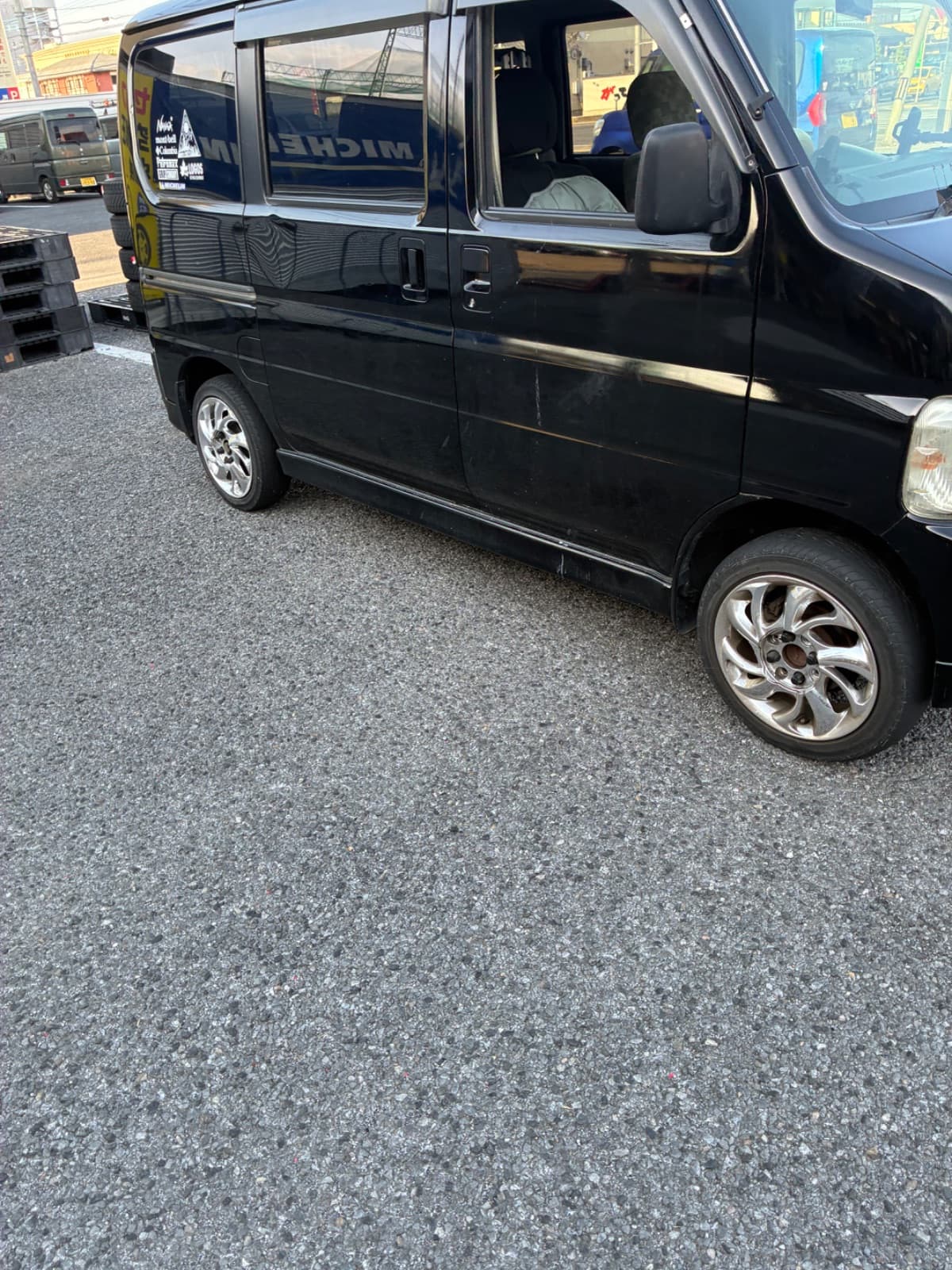 群馬県太田市でのホンダ バモスのパンク・タイヤトラブル救援の様子