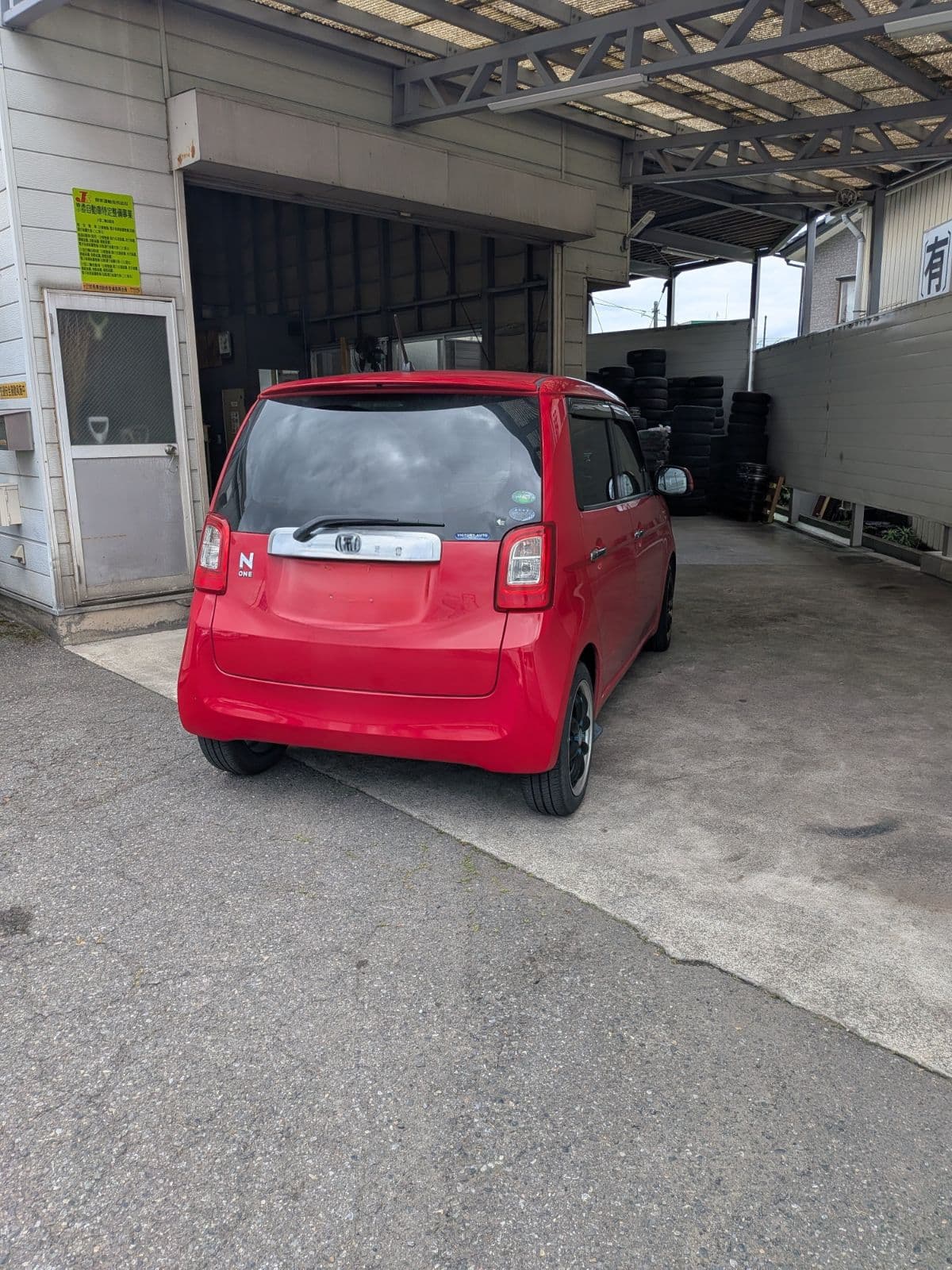 群馬県桐生市でのホンダ n-boxのミッショントラブル救援の様子