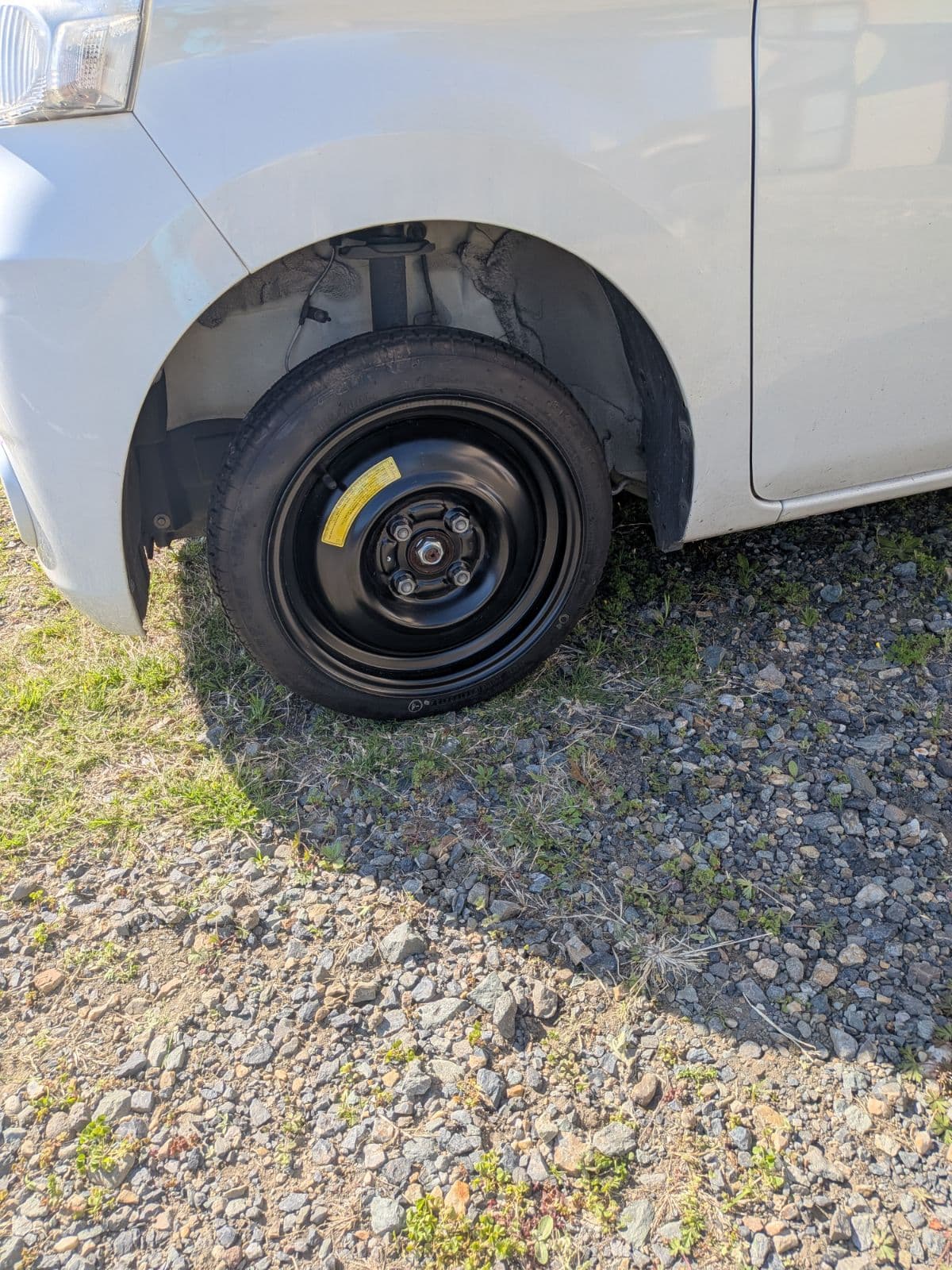 群馬県伊勢崎市でのダイハツ タントのタイヤパンク
救援の様子