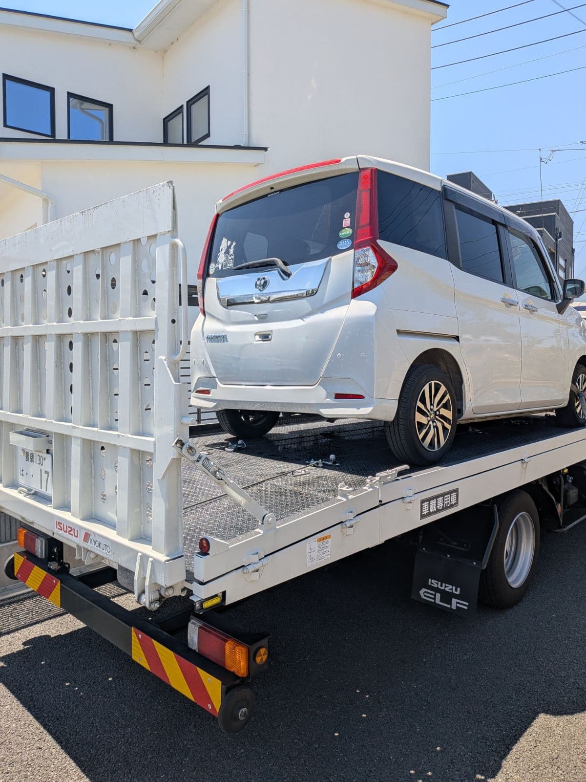 群馬県桐生市でのトヨタ ルーミーのパンク・タイヤトラブル救援の様子