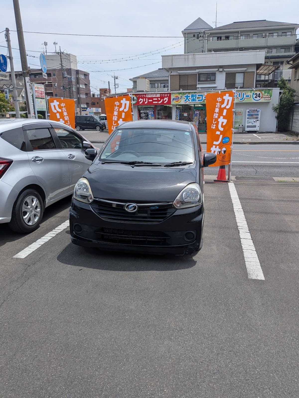 群馬県渋川市でのダイハツ ミライースのパンク・タイヤトラブル救援の様子