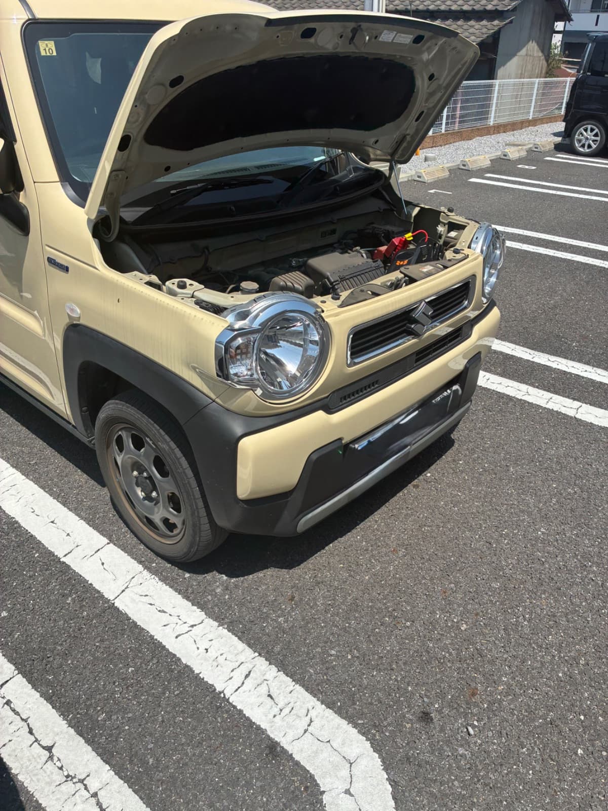 群馬県邑楽町でのスズキ ハスラーのバッテリー上がり救援の様子