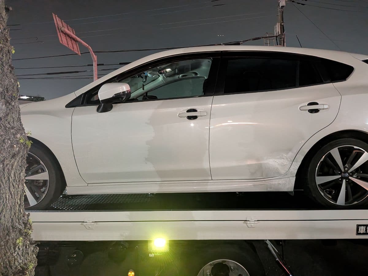 群馬県太田市でのスバル インプレッサのレッカー搬送救援の様子