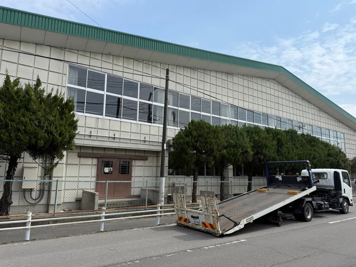 栃木県宇都宮市でのホンダ FITのバッテリー上がり救援の様子