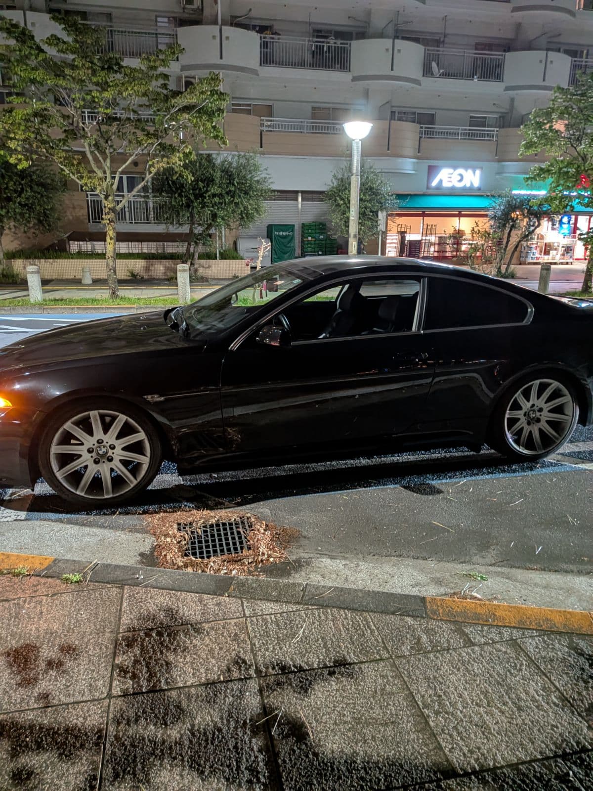 群馬県昭和村でのBMW 650iのレッカー搬送救援の様子