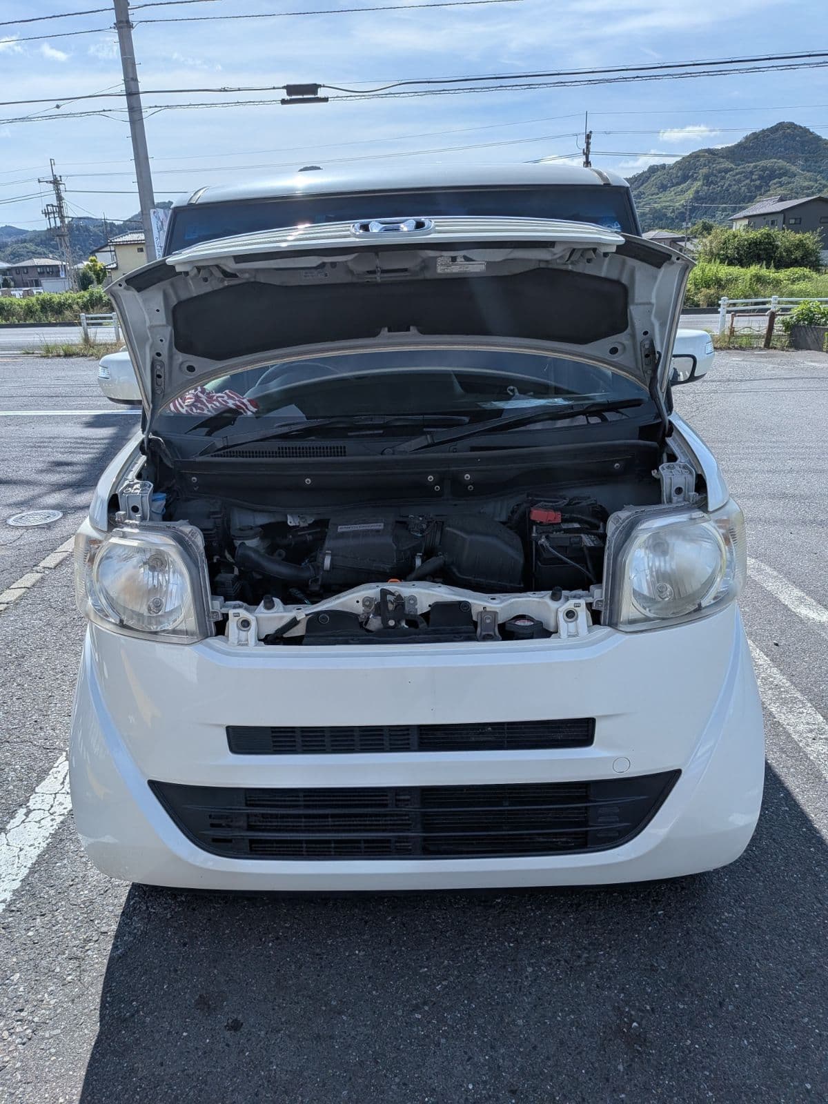 栃木県佐野市でのホンダ n-boxのバッテリー上がり救援の様子