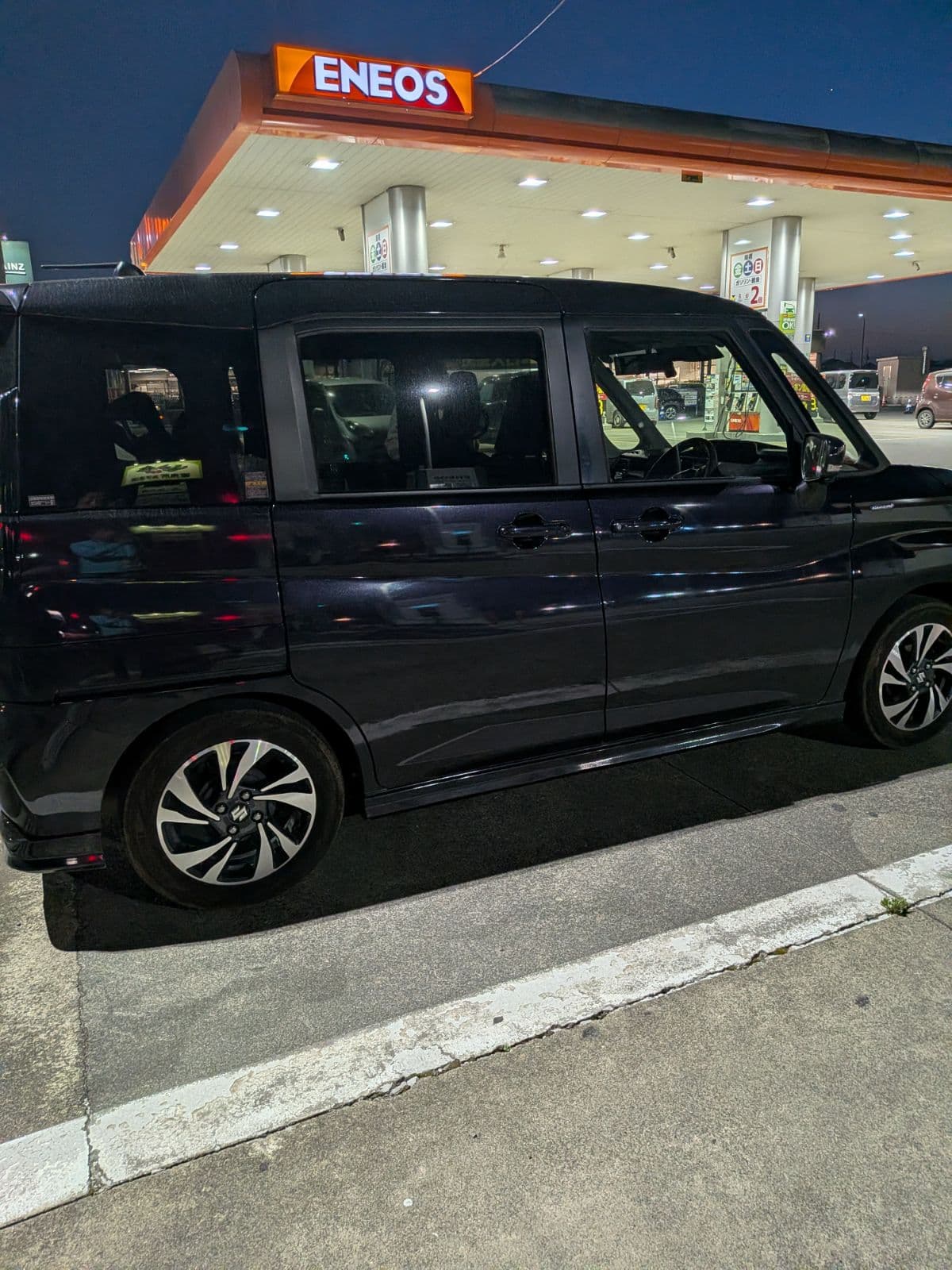 群馬県伊勢崎市でのスズキ ソリオのパンク・タイヤトラブル救援の様子