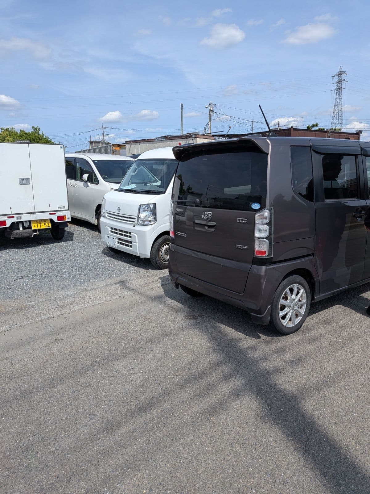 埼玉県川島町でのホンダ n-boxのバッテリー上がり救援の様子