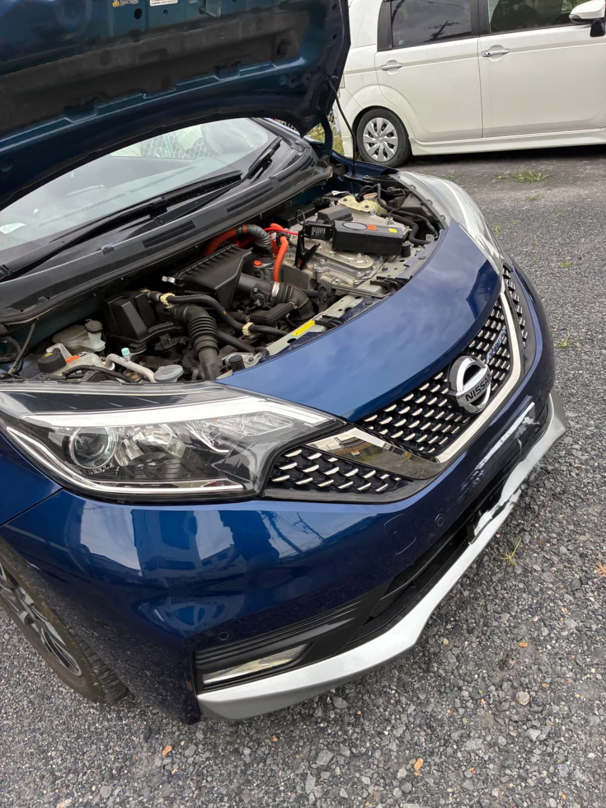 栃木県佐野市での日産 ノートのバッテリー上がり救援の様子
