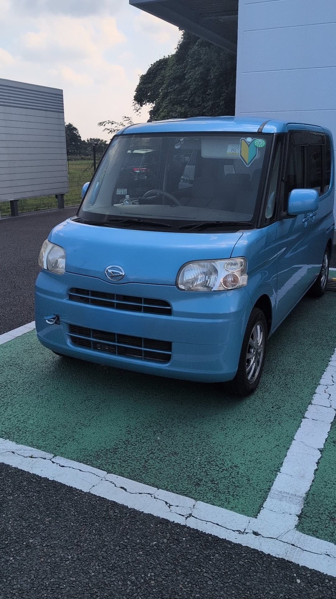 栃木県那須町でのダイハツ タントのレッカー搬送救援の様子