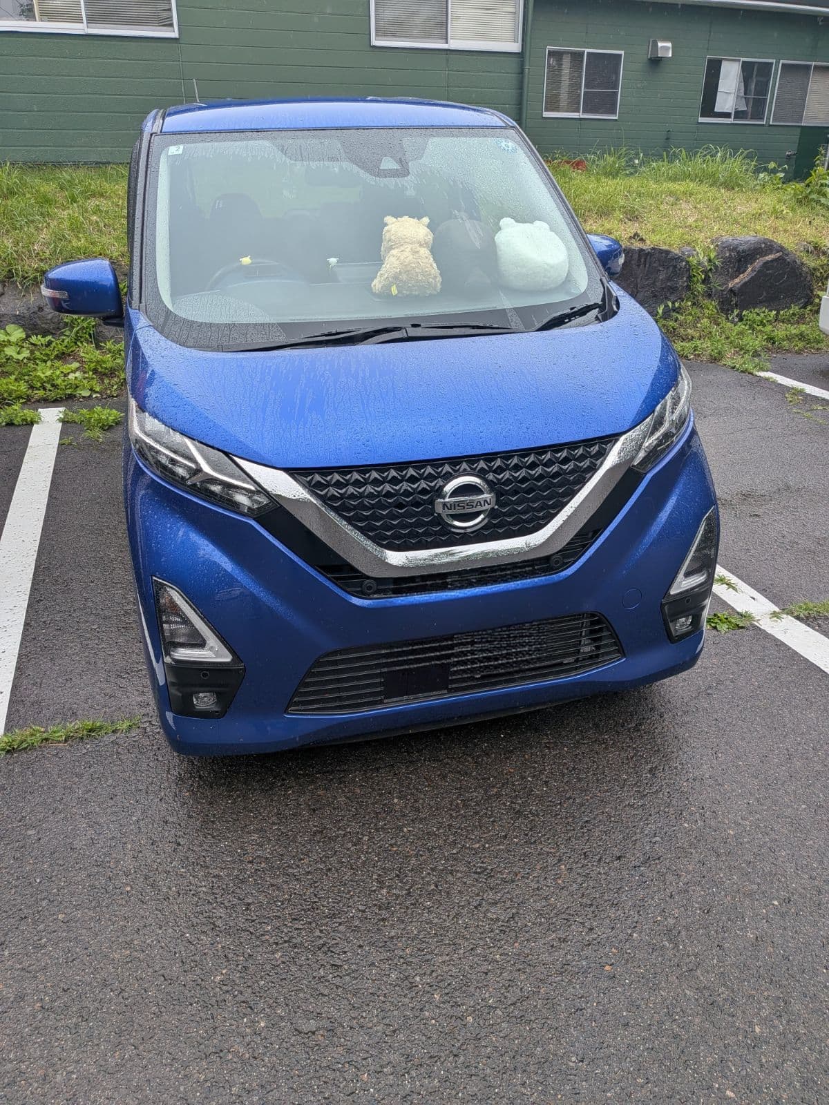 栃木県那須町での日産 デイズのパンク・タイヤトラブル救援の様子