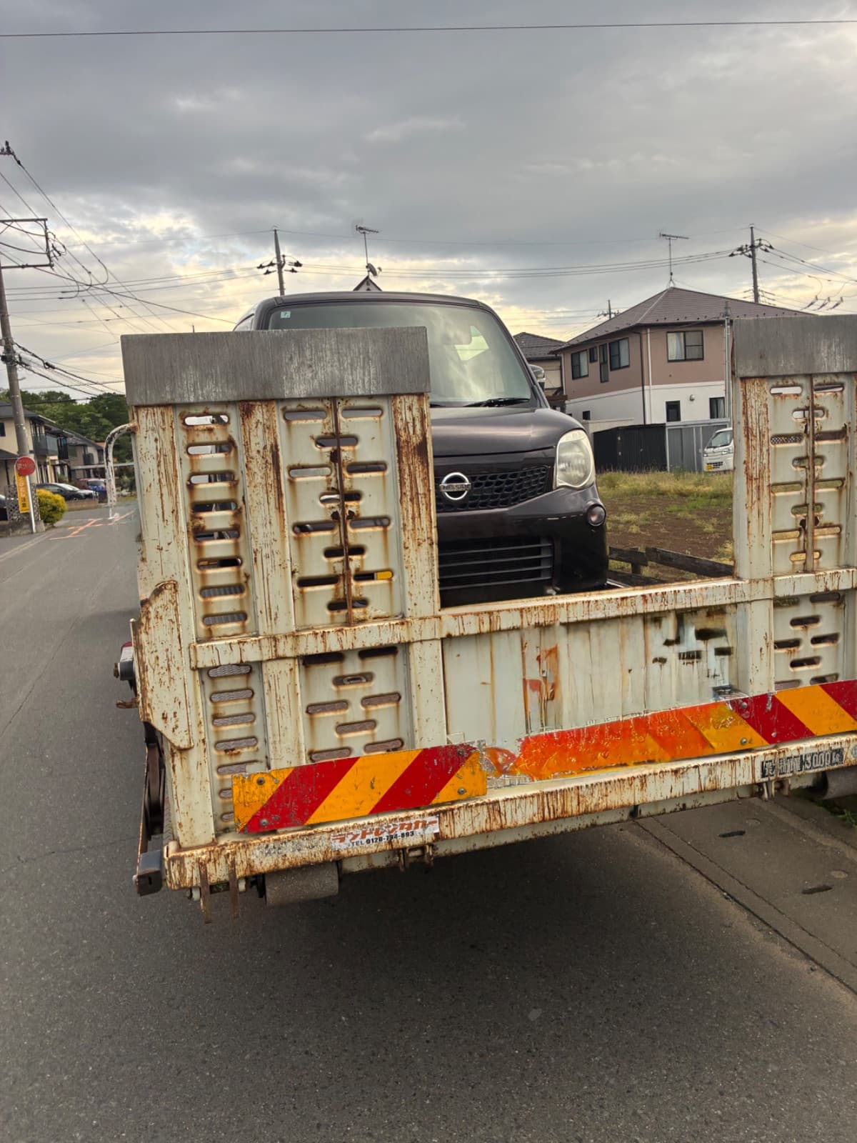 栃木県小山市での日産 モコのパンク・タイヤトラブル救援の様子