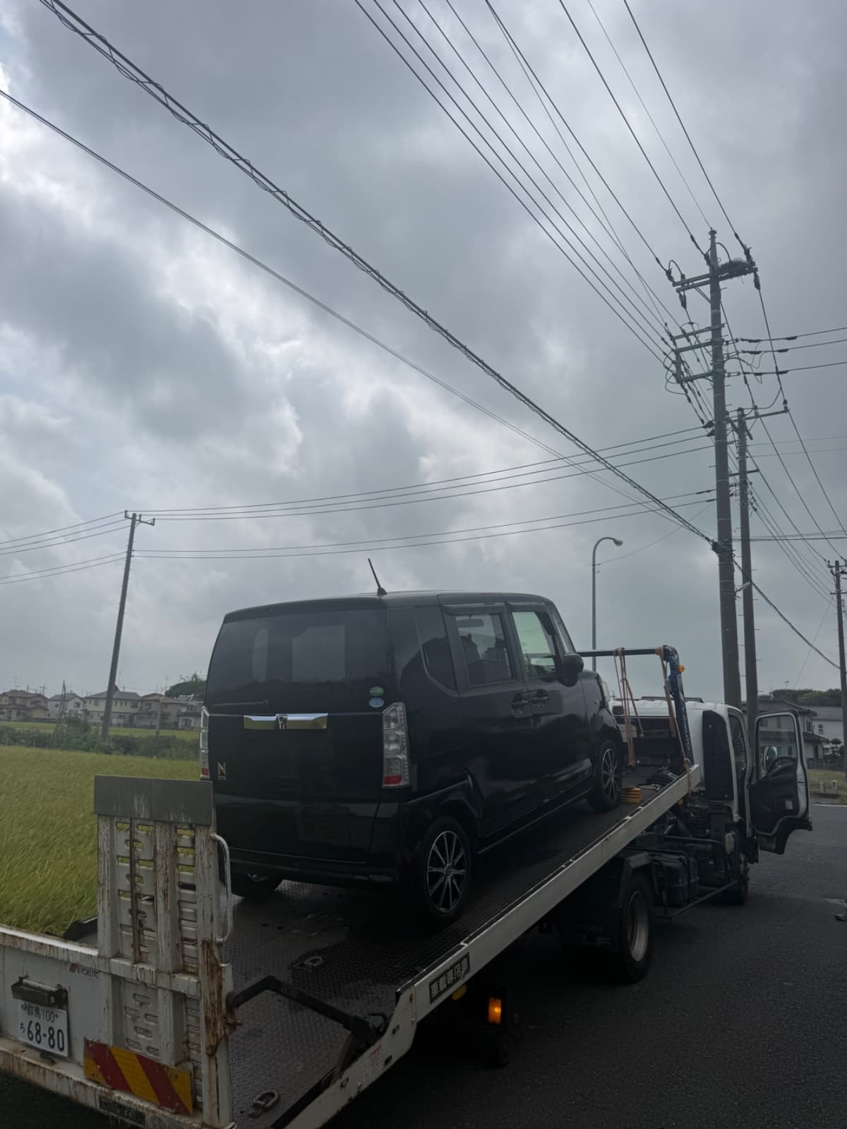 埼玉県加須市でのホンダ NBOXのレッカー搬送救援の様子