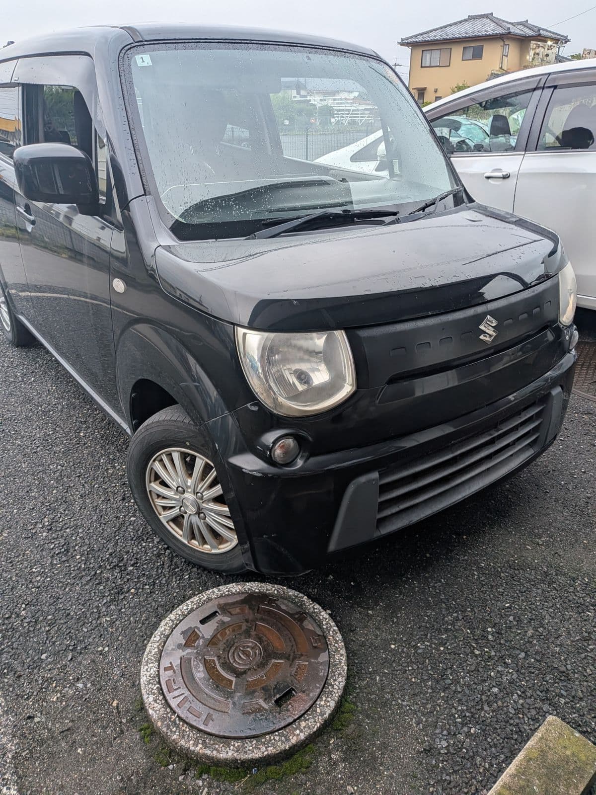 埼玉県熊谷市でのスズキ MR ワゴンのバッテリー上がり救援の様子