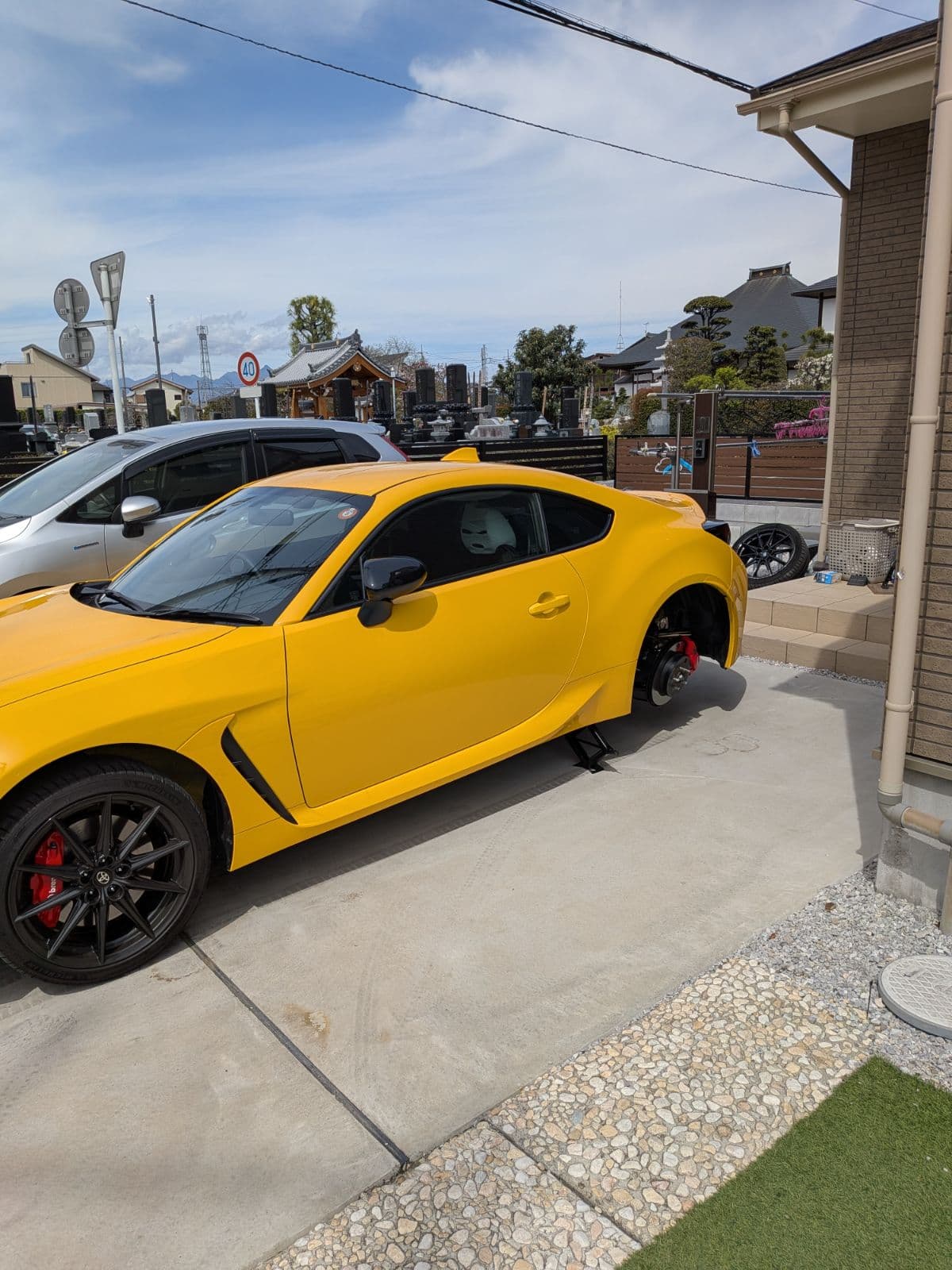 群馬県前橋市でのトヨタ GR 86のレッカー搬送救援の様子