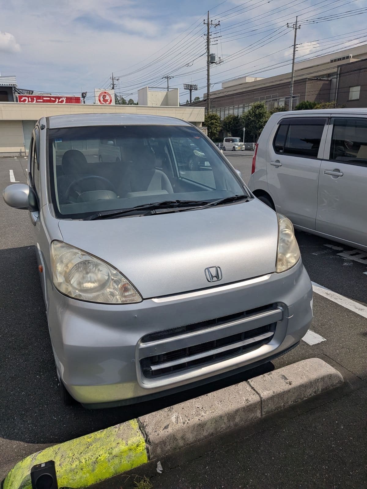 埼玉県深谷市でのホンダ ライフのバッテリー上がり救援の様子