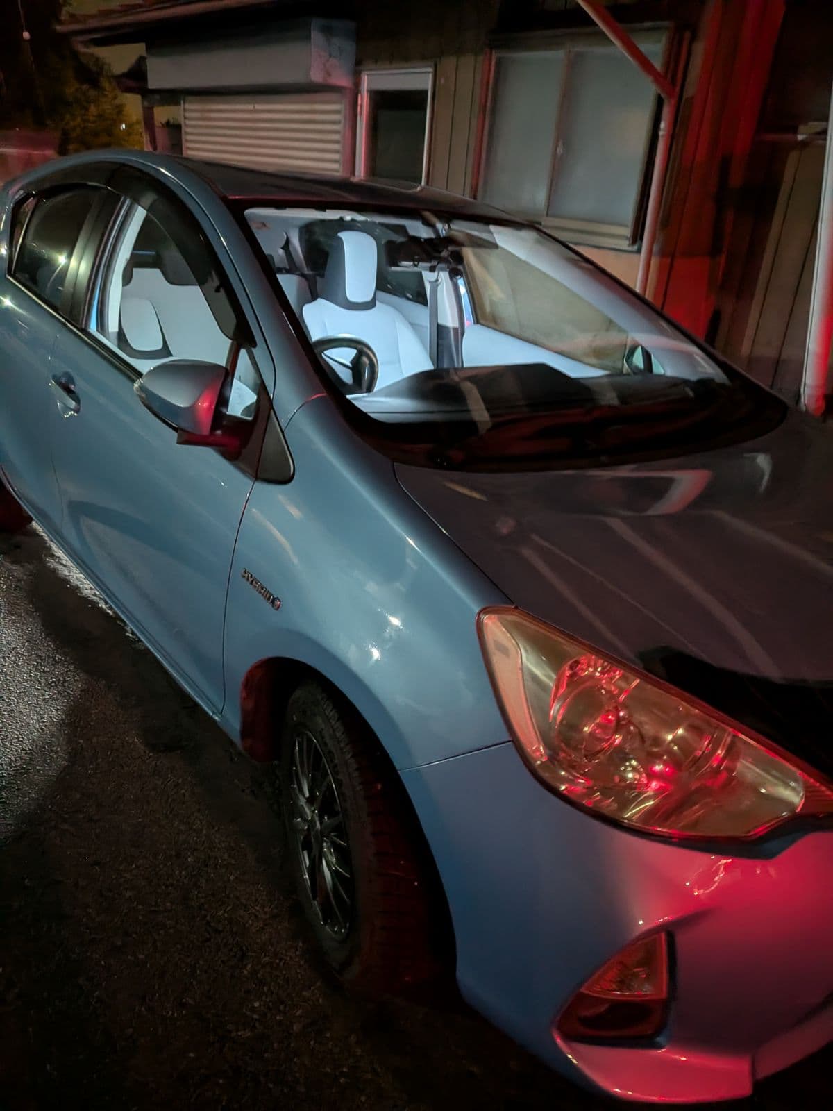 群馬県富岡市でのトヨタ プリウスのガス欠救援の様子