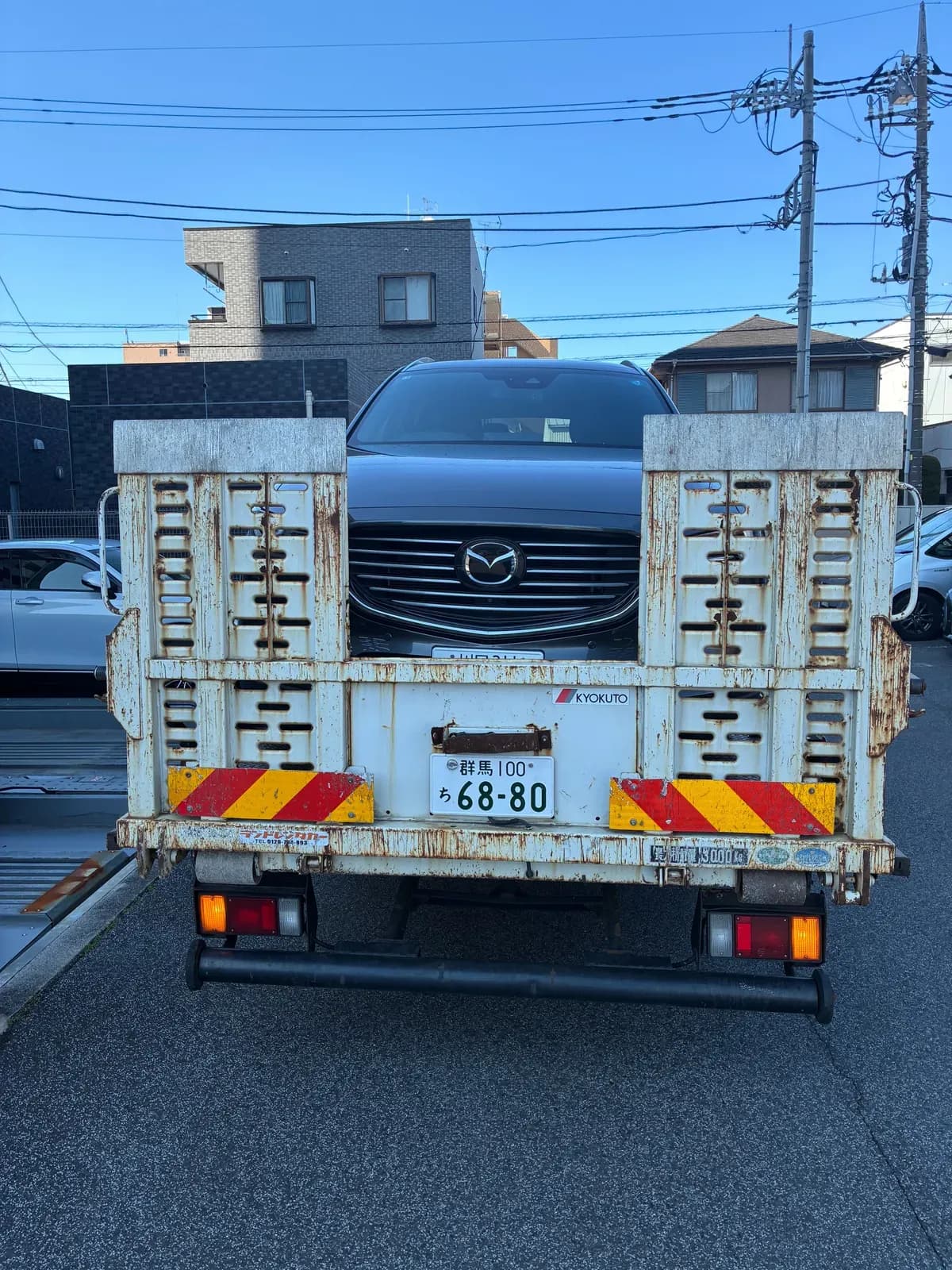 埼玉県川口市でのマツダ CX-8のパンク・タイヤトラブル救援の様子