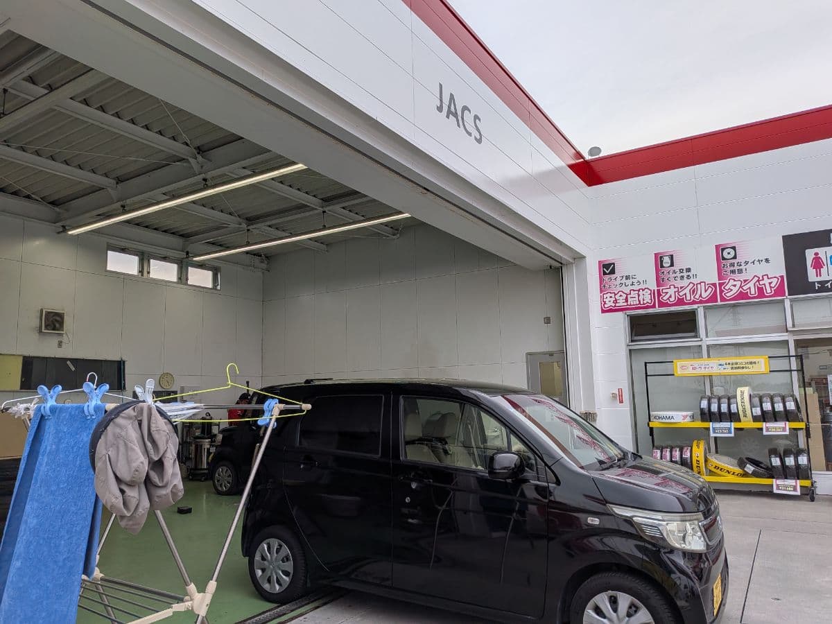 栃木県さくら市でのホンダ n-boxのパンク・タイヤトラブル救援の様子