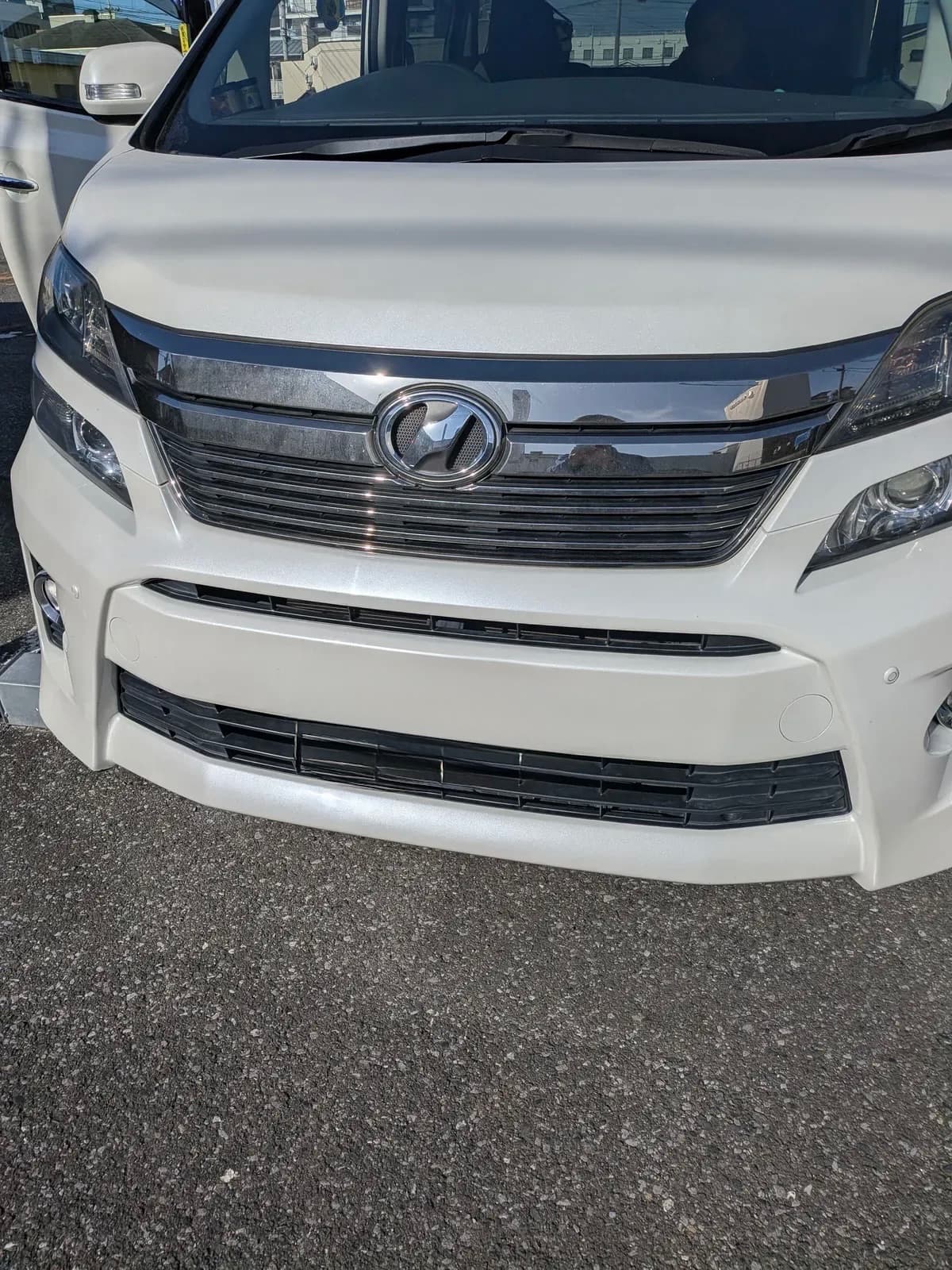 群馬県太田市でのトヨタ ヴェルファイアのバッテリー上がり救援の様子